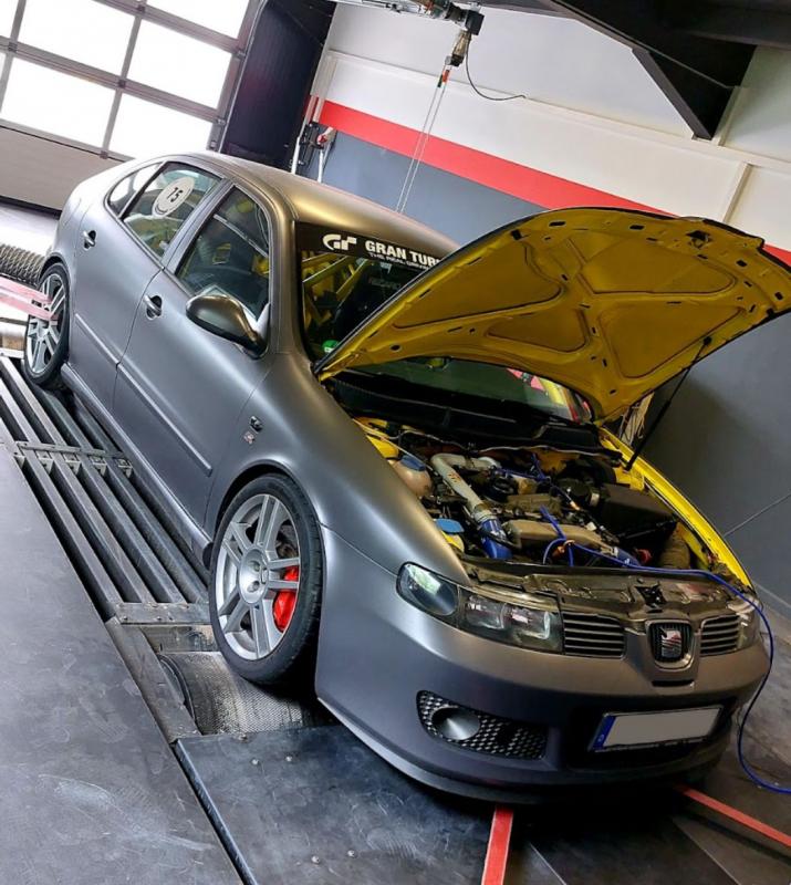 Seat Leon 1P (Cupra) Tracktool